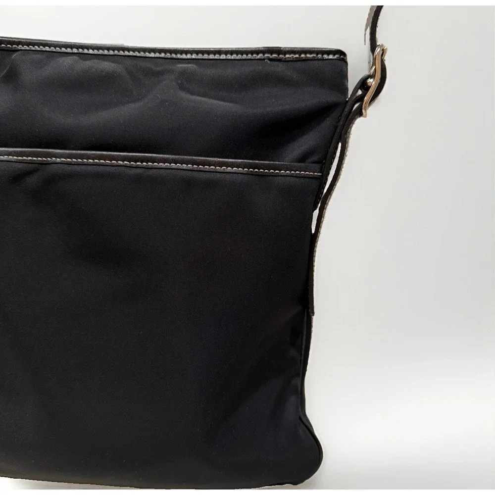 Vintage Coach 4451 Nylon Black Crossbody Bag Elegant Leather Strap Work Travel